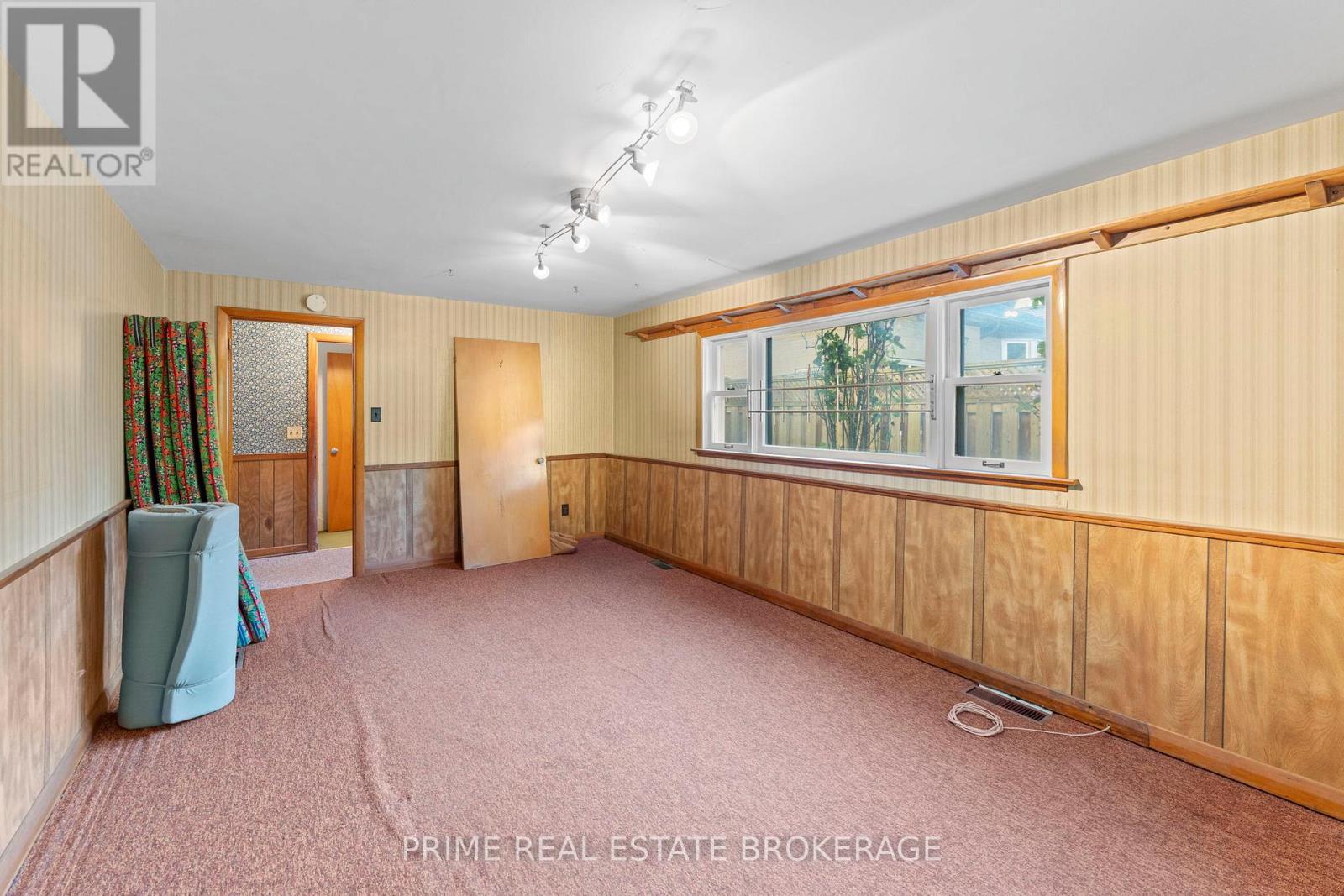 367 Ridout Street, London South, Ontario  N6C 3Z8 - Photo 27 - X12456916