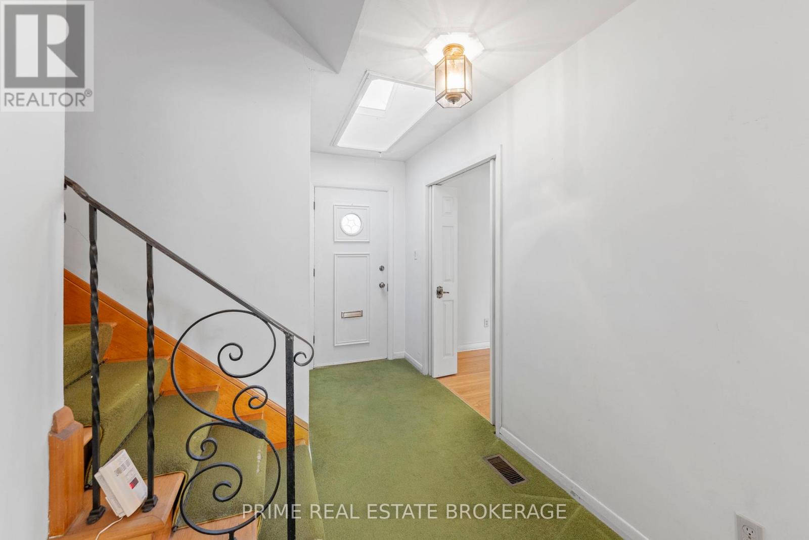 367 Ridout Street, London South, Ontario  N6C 3Z8 - Photo 4 - X12456916