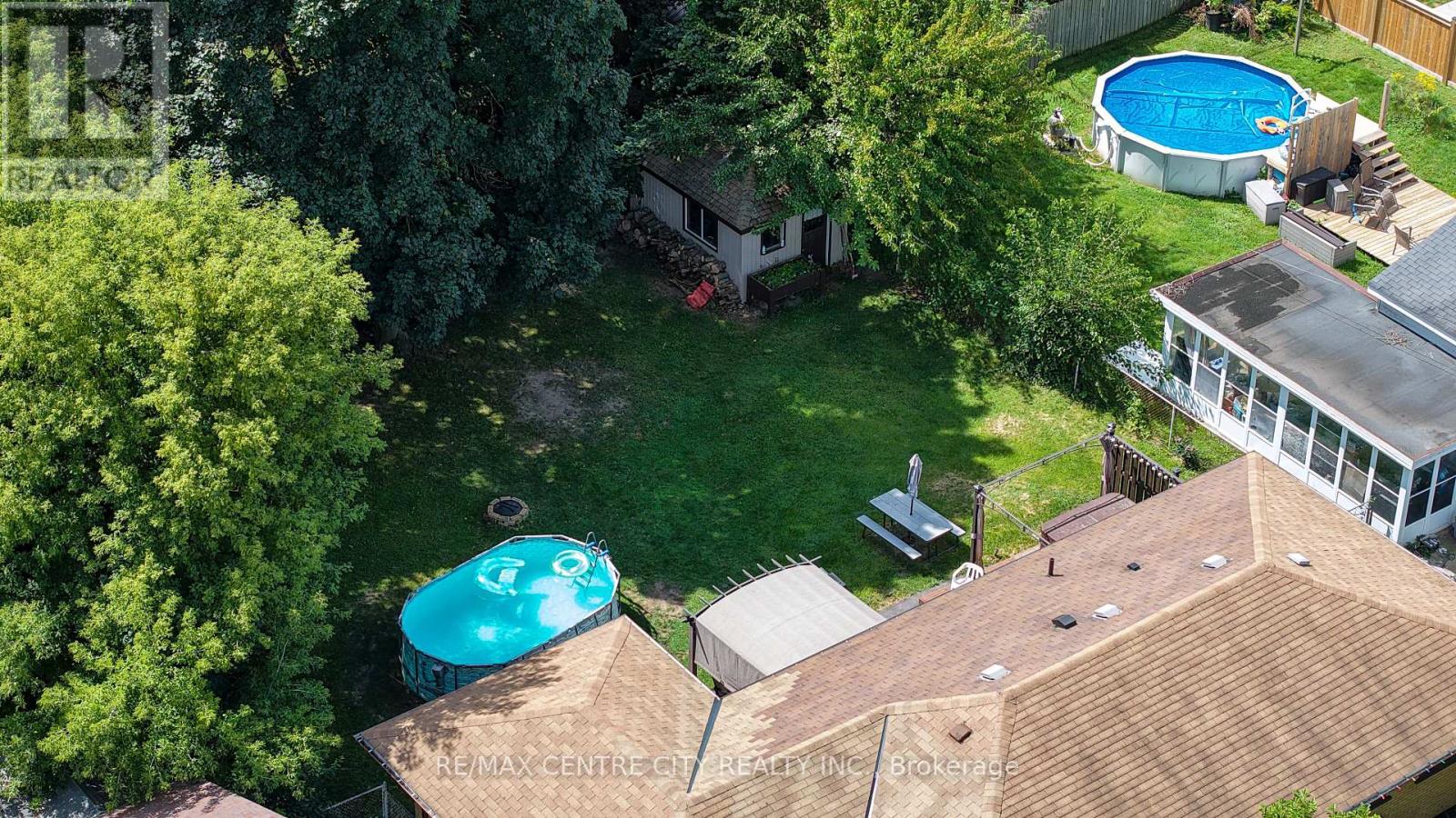 241 Forest Avenue, St. Thomas, Ontario  N5R 2K5 - Photo 27 - X12456934