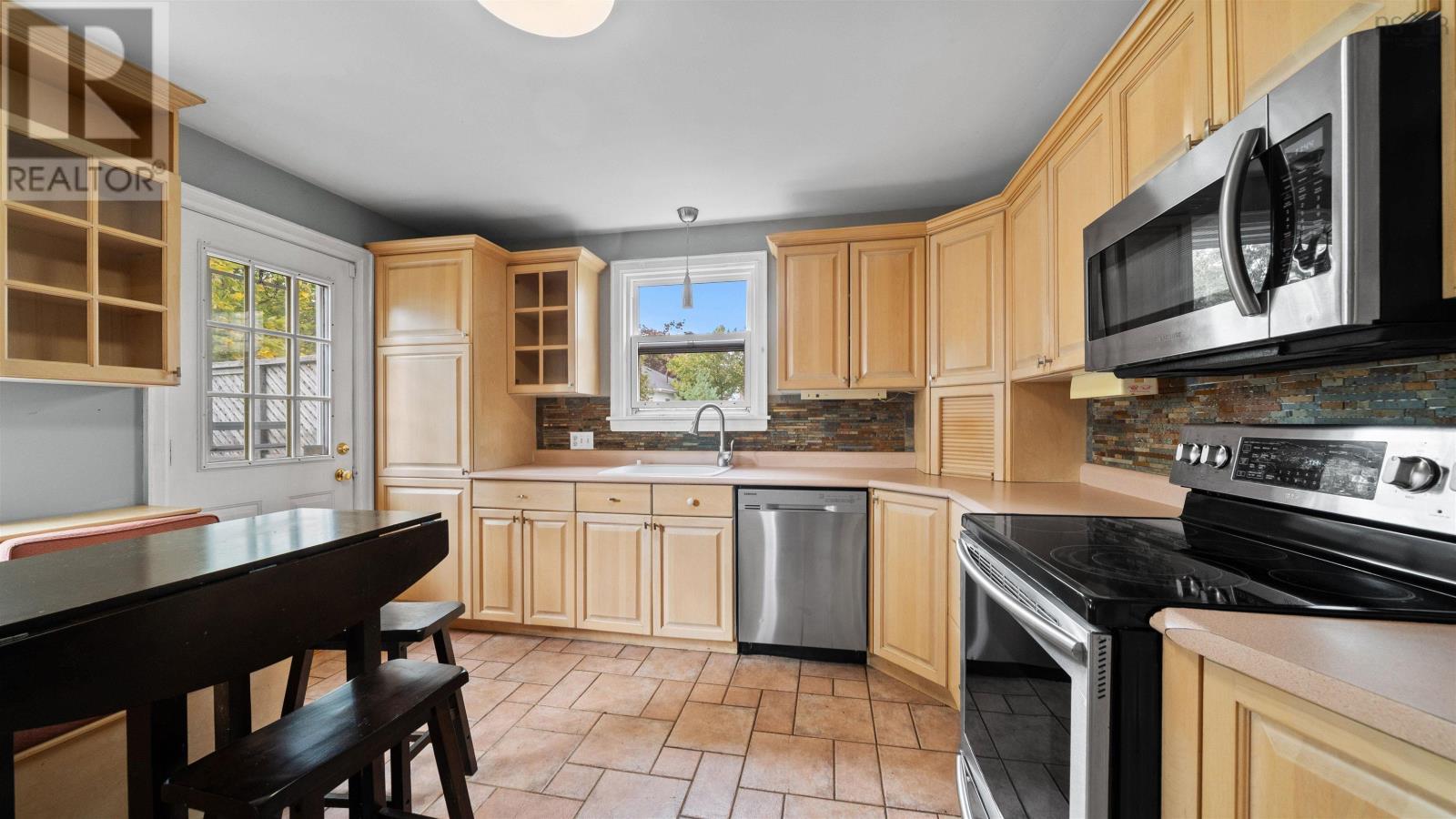 7038 Pearson Drive, Halifax, Nova Scotia  B3L 2K8 - Photo 23 - 202525567