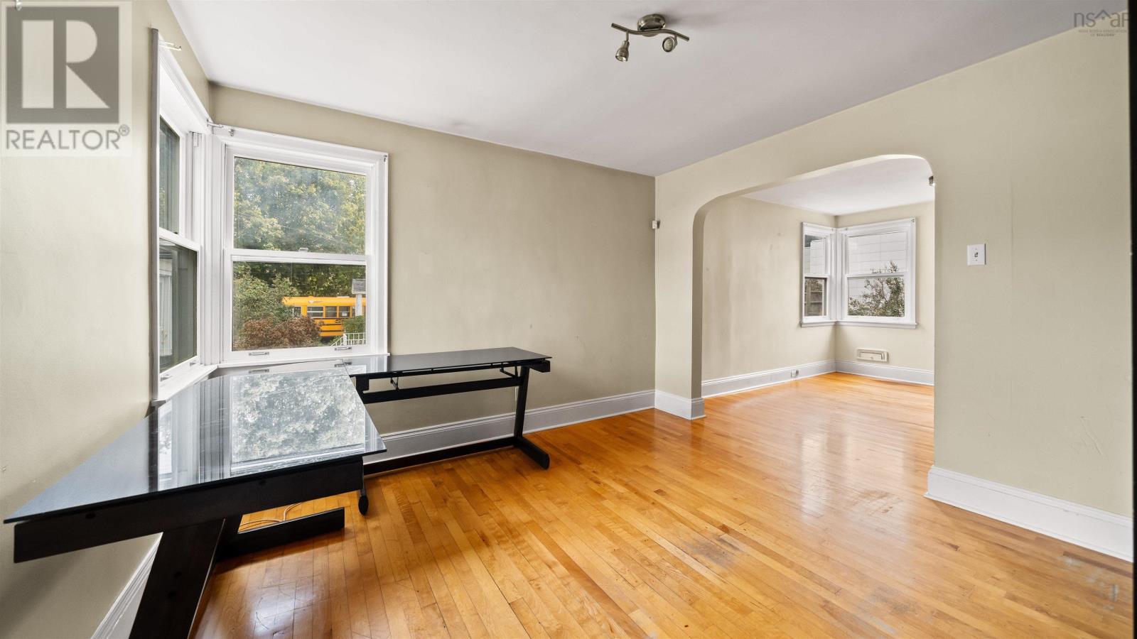 7038 Pearson Drive, Halifax, Nova Scotia  B3L 2K8 - Photo 9 - 202525567