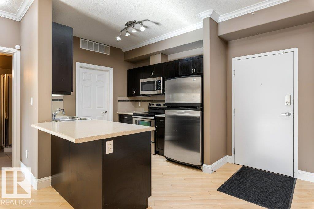 #104 14604 125 St Nw, Edmonton, Alberta  T5X 0B4 - Photo 2 - E4461686