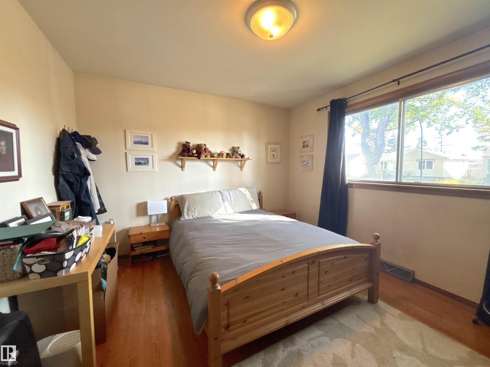 8516 64 Av Nw, Edmonton, Alberta  T6E 0M7 - Photo 7 - E4461691