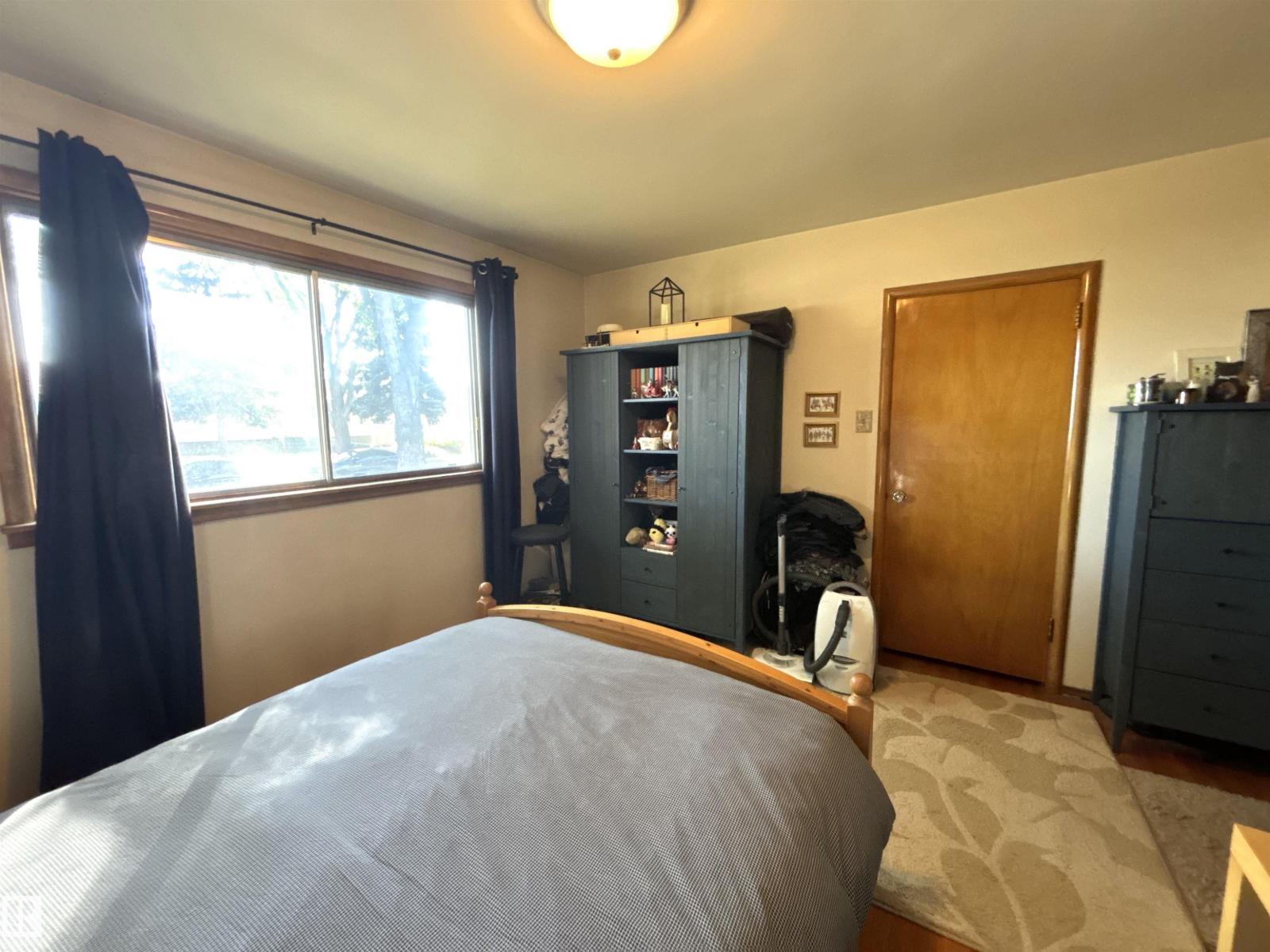 8516 64 Av Nw, Edmonton, Alberta  T6E 0M7 - Photo 9 - E4461691