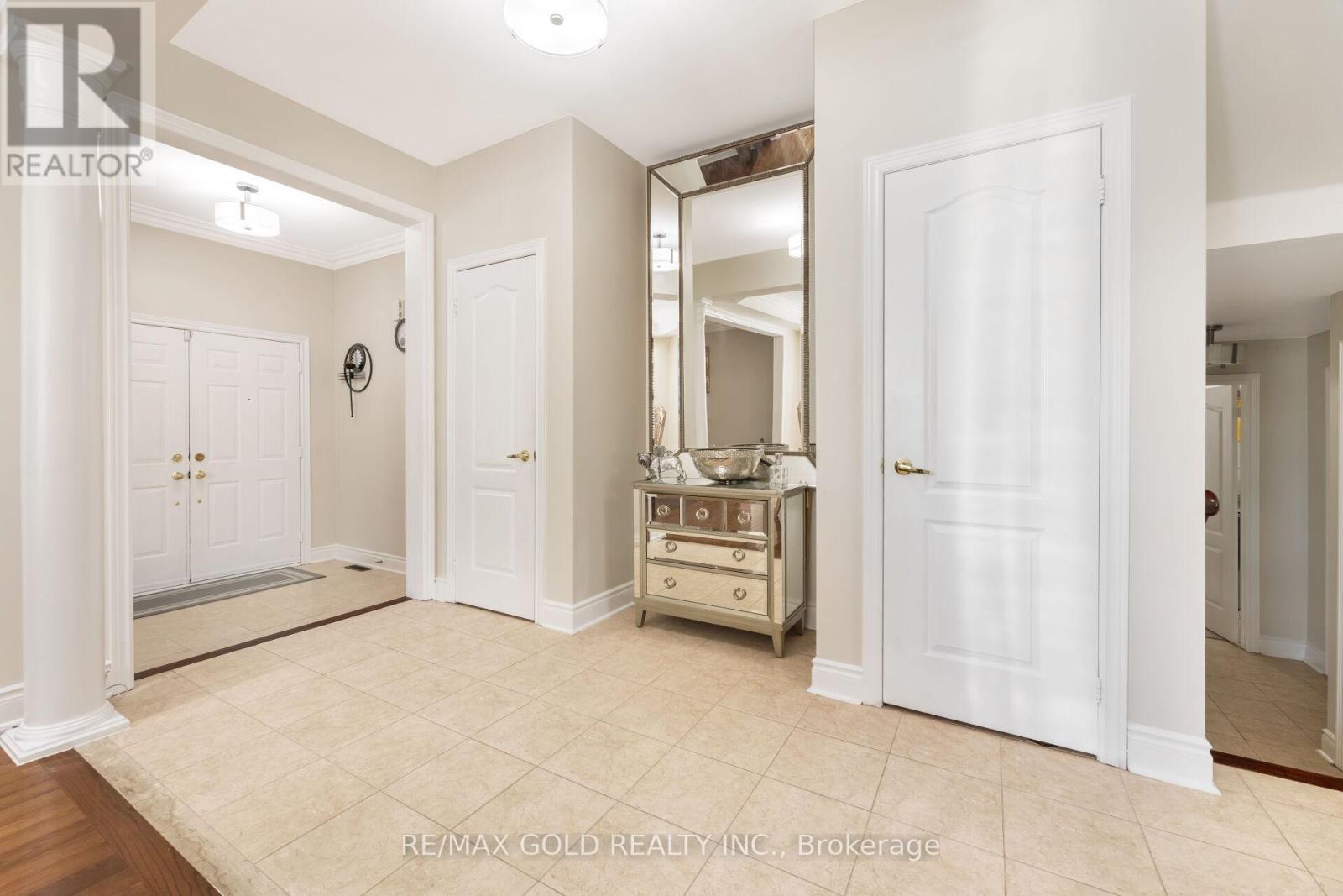 19 Eiffel Boulevard N, Brampton, Ontario  L6P 1V9 - Photo 13 - W12456771