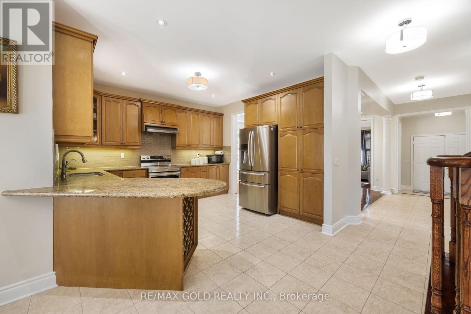 19 Eiffel Boulevard N, Brampton, Ontario  L6P 1V9 - Photo 15 - W12456771