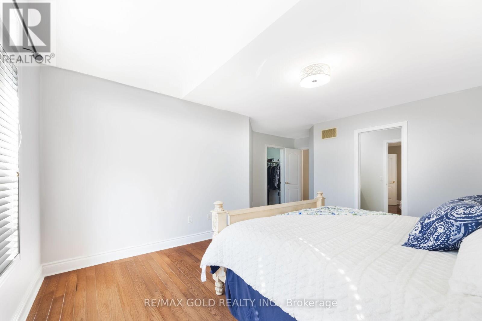 19 Eiffel Boulevard N, Brampton, Ontario  L6P 1V9 - Photo 34 - W12456771
