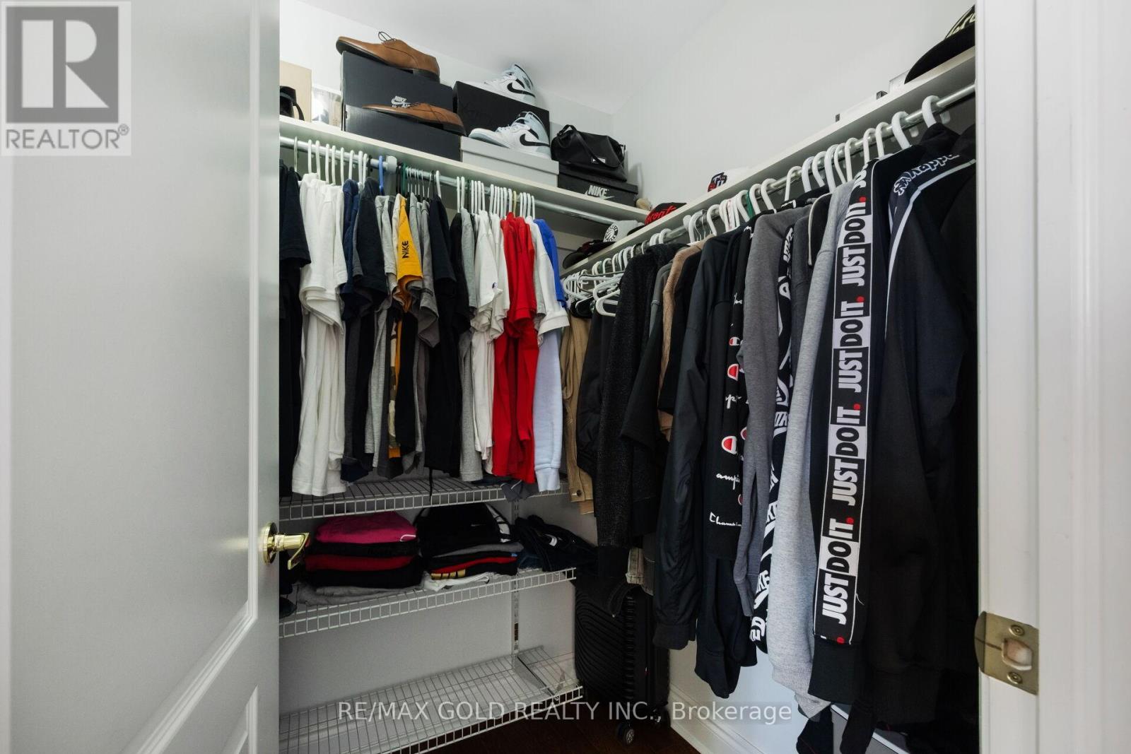 19 Eiffel Boulevard N, Brampton, Ontario  L6P 1V9 - Photo 35 - W12456771
