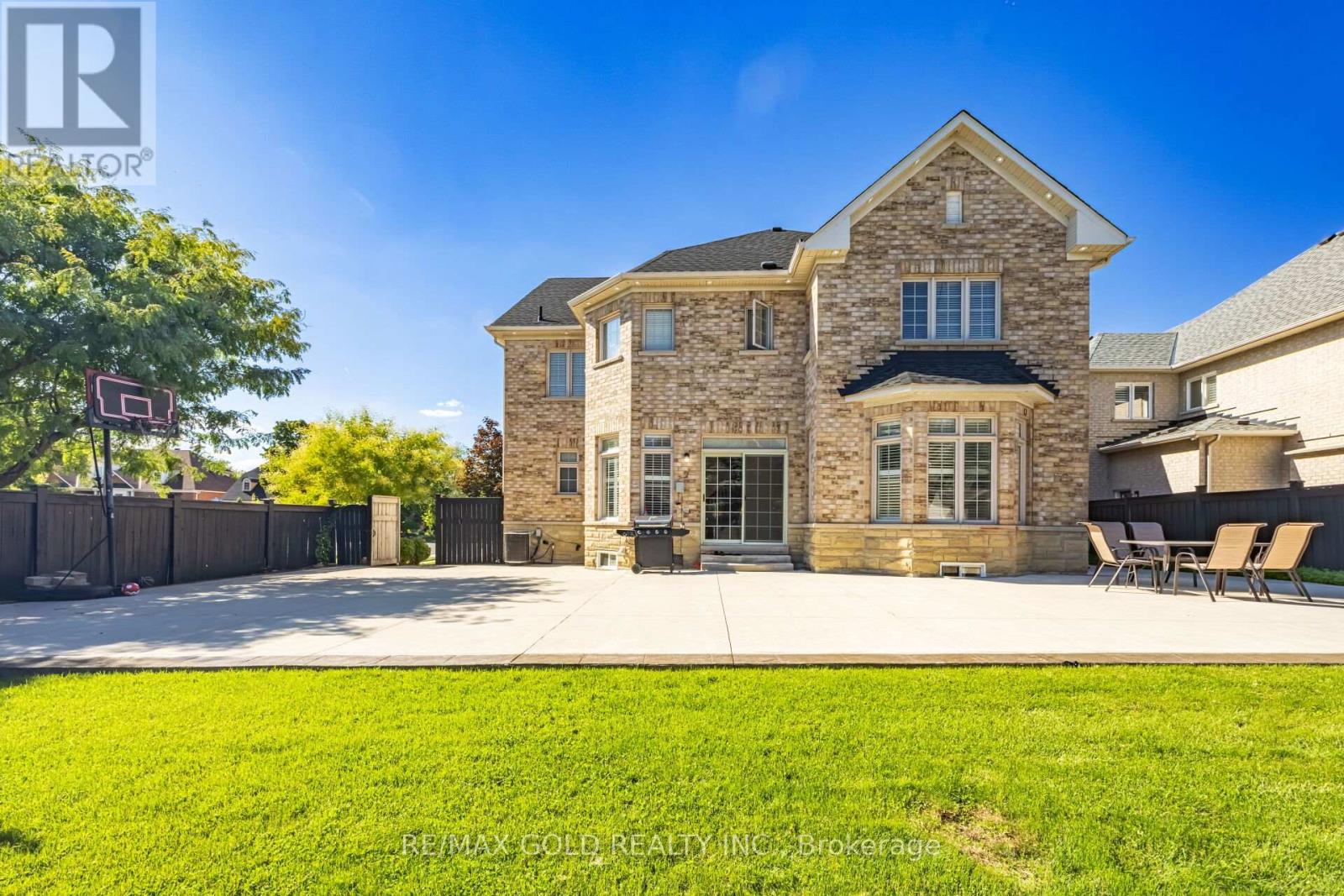 19 Eiffel Boulevard N, Brampton, Ontario  L6P 1V9 - Photo 48 - W12456771