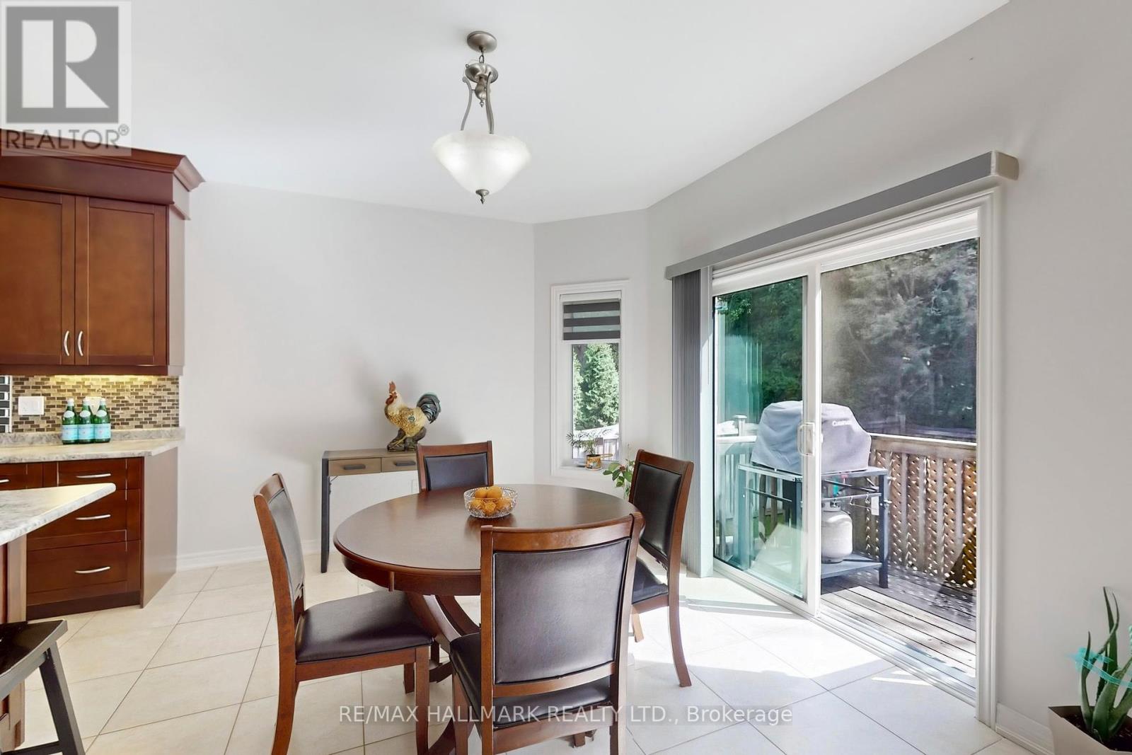 33 Borland Crescent, Caledon, Ontario  L7C 3M4 - Photo 18 - W12456776
