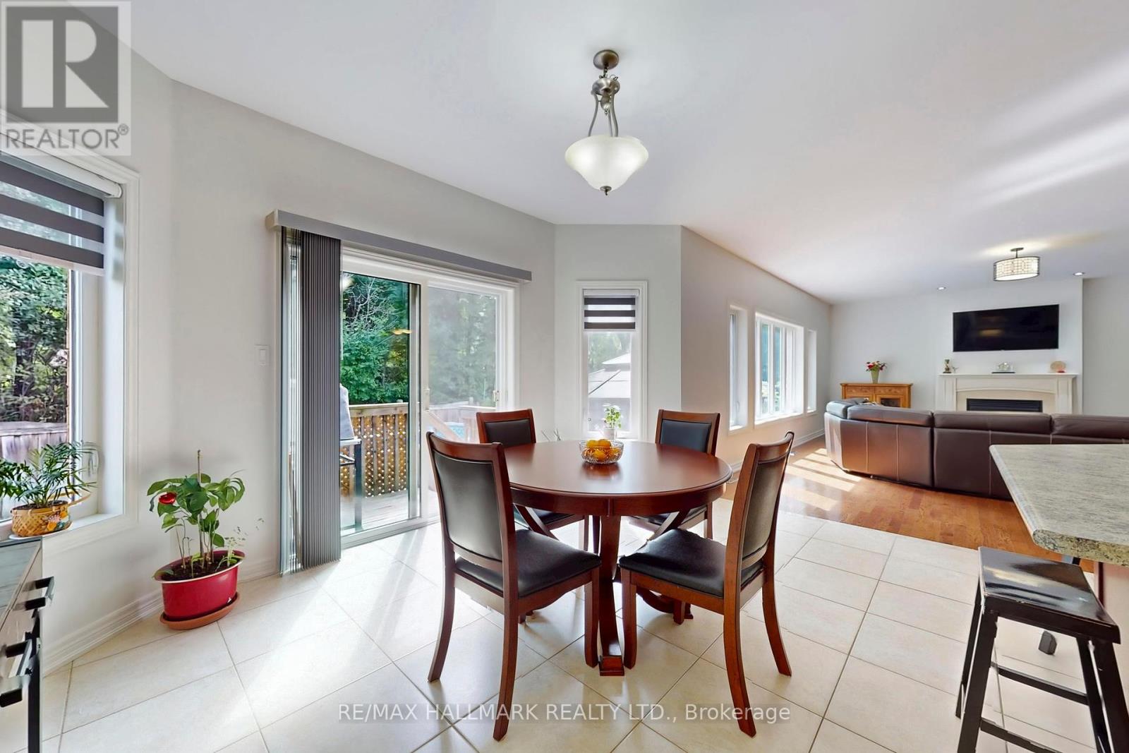 33 Borland Crescent, Caledon, Ontario  L7C 3M4 - Photo 19 - W12456776