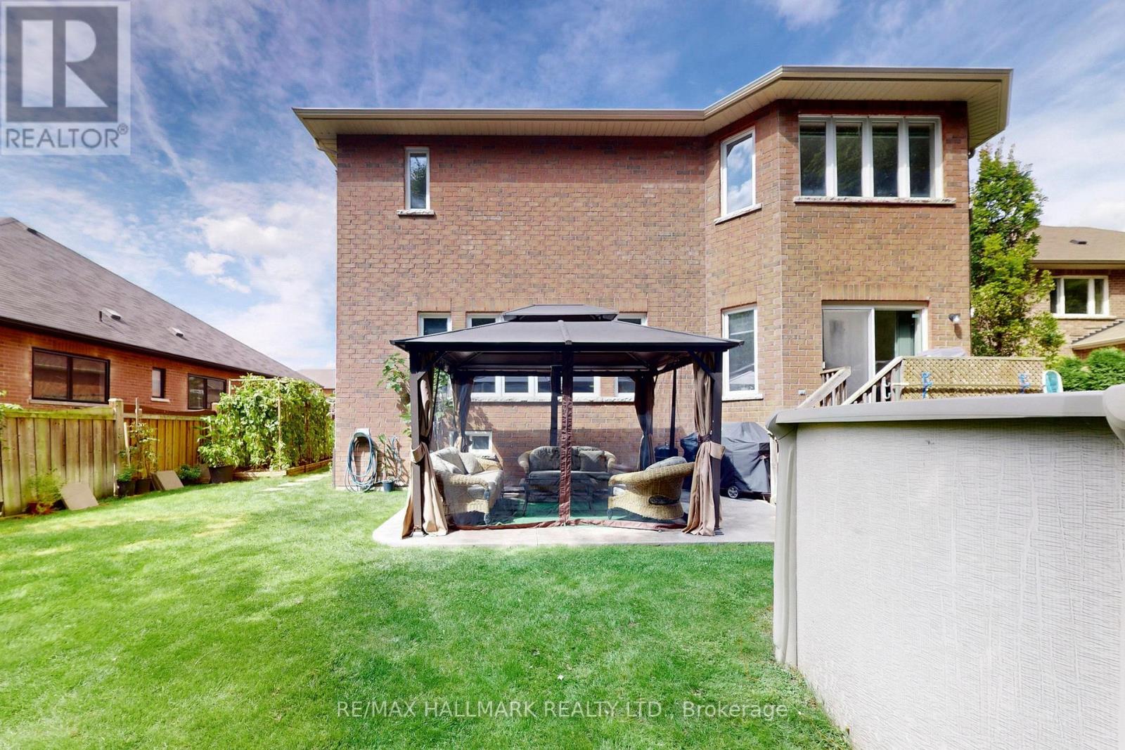 33 Borland Crescent, Caledon, Ontario  L7C 3M4 - Photo 49 - W12456776