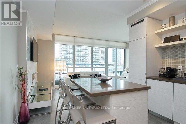 511 - 59 Annie Craig Drive, Toronto, Ontario  M8V 0C4 - Photo 5 - W12456809
