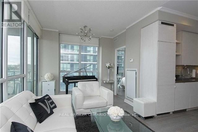 511 - 59 Annie Craig Drive, Toronto, Ontario  M8V 0C4 - Photo 7 - W12456809