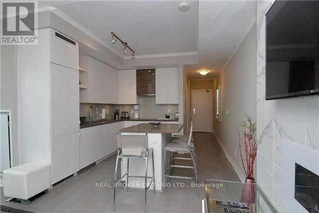 511 - 59 Annie Craig Drive, Toronto, Ontario  M8V 0C4 - Photo 8 - W12456809