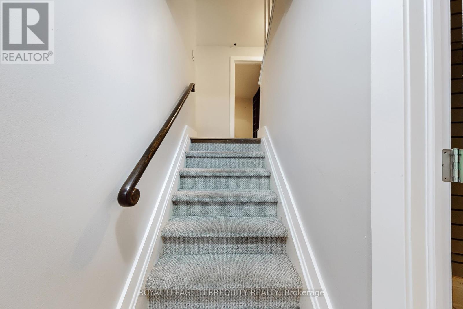 2 Stockton Road, Toronto, Ontario  M6A 1K7 - Photo 30 - W12456859