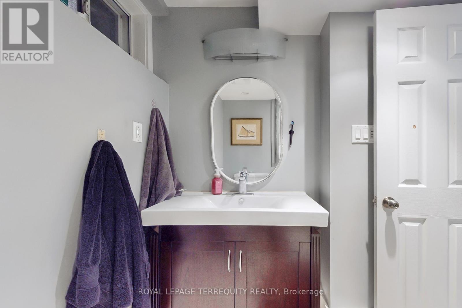 2 Stockton Road, Toronto, Ontario  M6A 1K7 - Photo 34 - W12456859