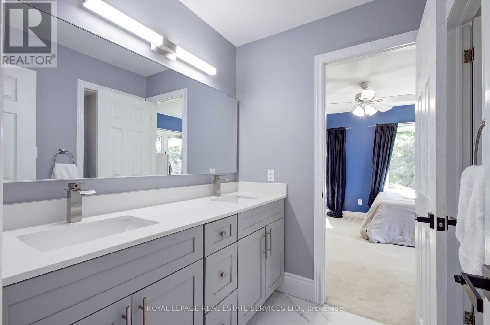 1079 Skyvalley Crescent, Oakville, Ontario  L6M 3L2 - Photo 30 - W12456880