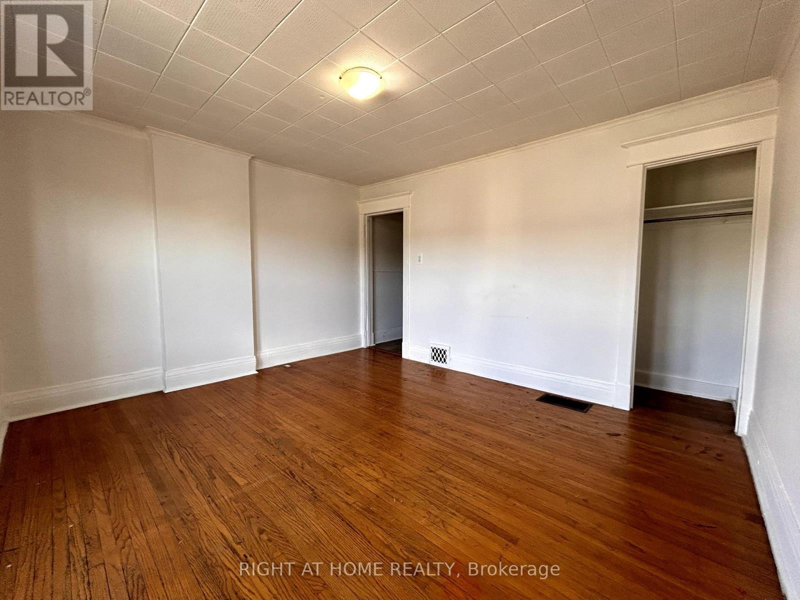 2 - 1039 Ossington Avenue W, Toronto, Ontario  M6G 3V9 - Photo 3 - W12456886