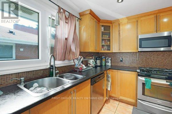 1753 Heron Road, Ottawa, Ontario  K1V 6A2 - Photo 10 - X12456928