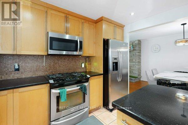 1753 Heron Road, Ottawa, Ontario  K1V 6A2 - Photo 11 - X12456928