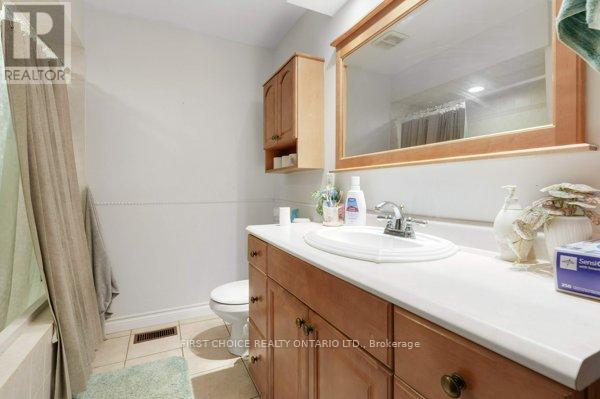1753 Heron Road, Ottawa, Ontario  K1V 6A2 - Photo 17 - X12456928
