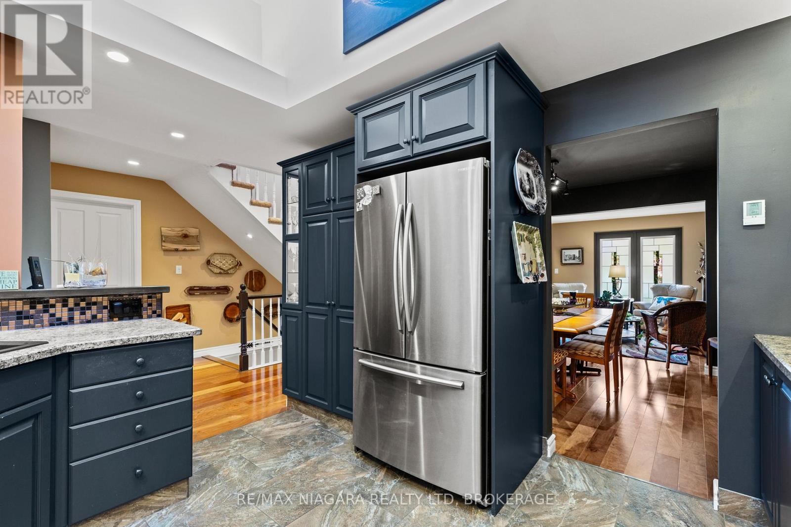 4 Karsam Court, Niagara-On-The-Lake (Town), Ontario  L0S 1J0 - Photo 13 - X12456908