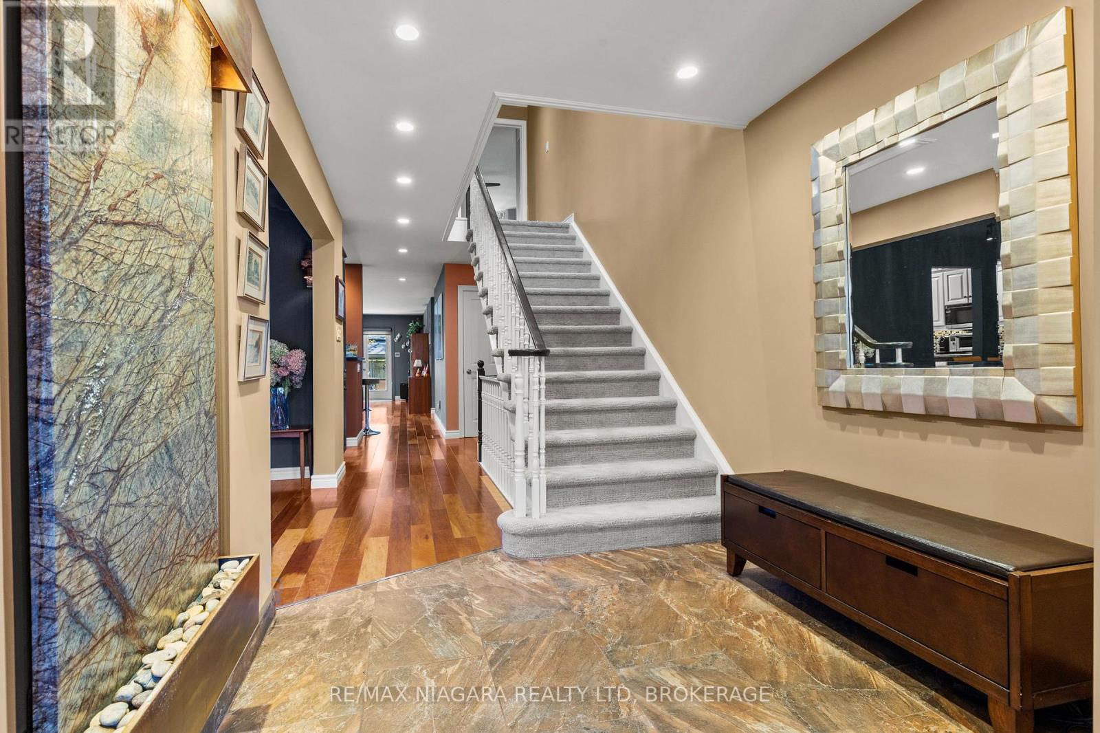 4 Karsam Court, Niagara-On-The-Lake (Town), Ontario  L0S 1J0 - Photo 21 - X12456908