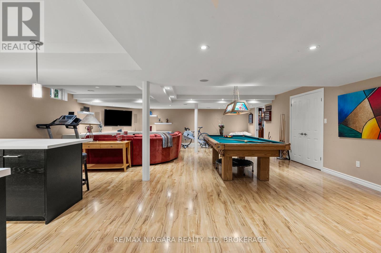 4 Karsam Court, Niagara-On-The-Lake (Town), Ontario  L0S 1J0 - Photo 31 - X12456908