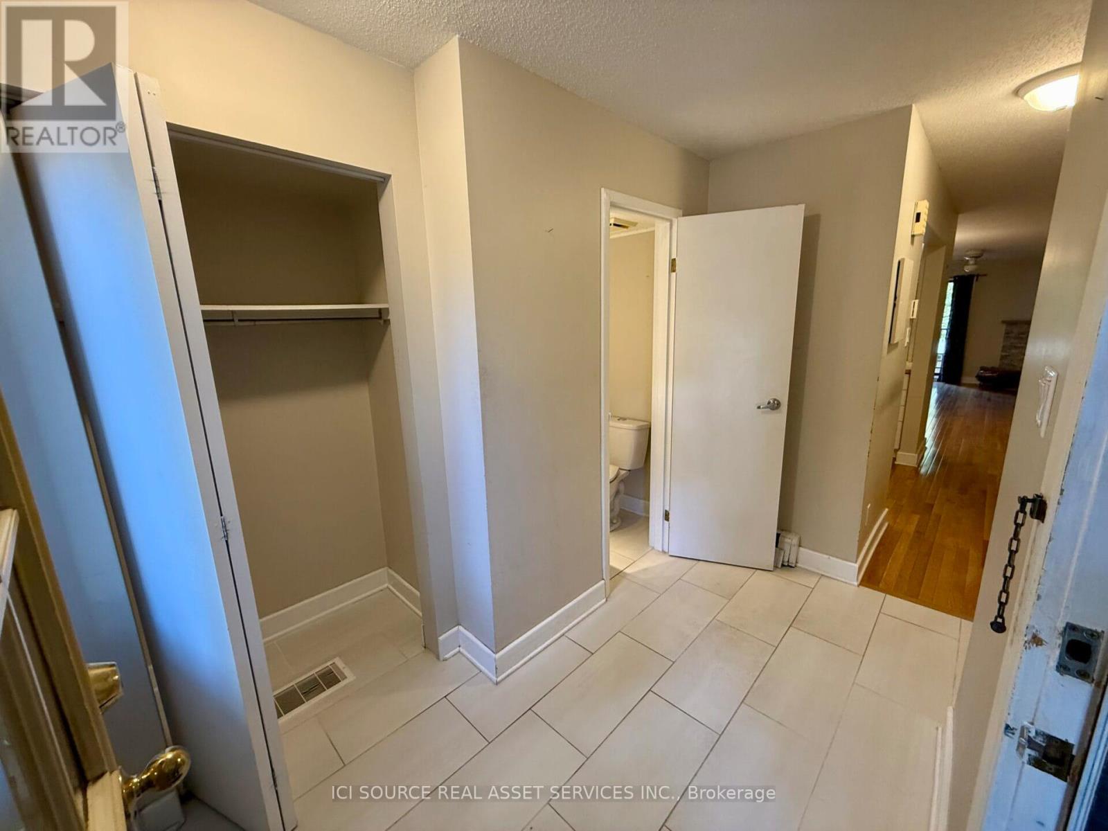 8 Blue Moon Private, Ottawa, Ontario  K1K 4K6 - Photo 6 - X12456794