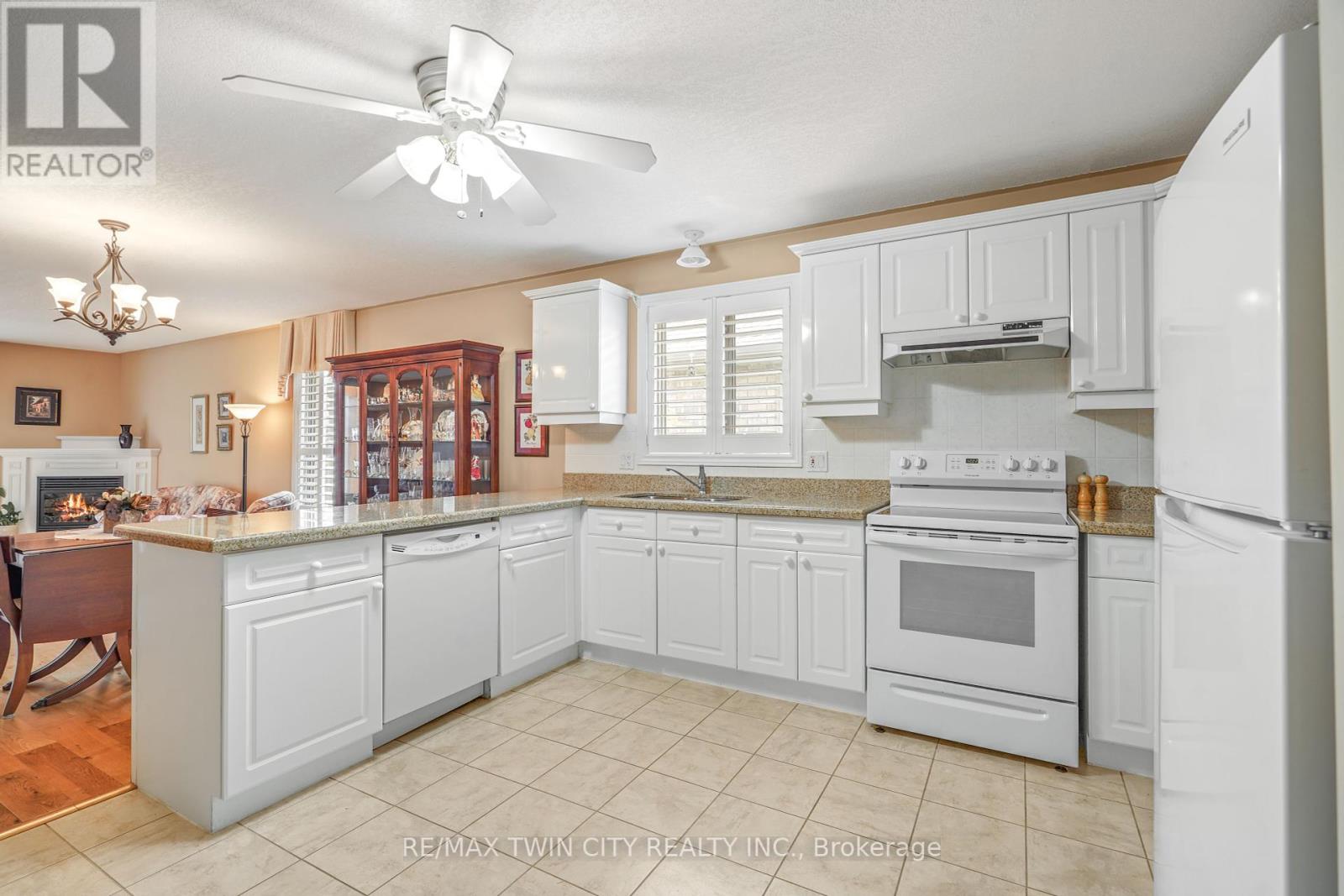 8 - 25 Cobden Court, Brantford, Ontario  N3R 8B5 - Photo 11 - X12456822