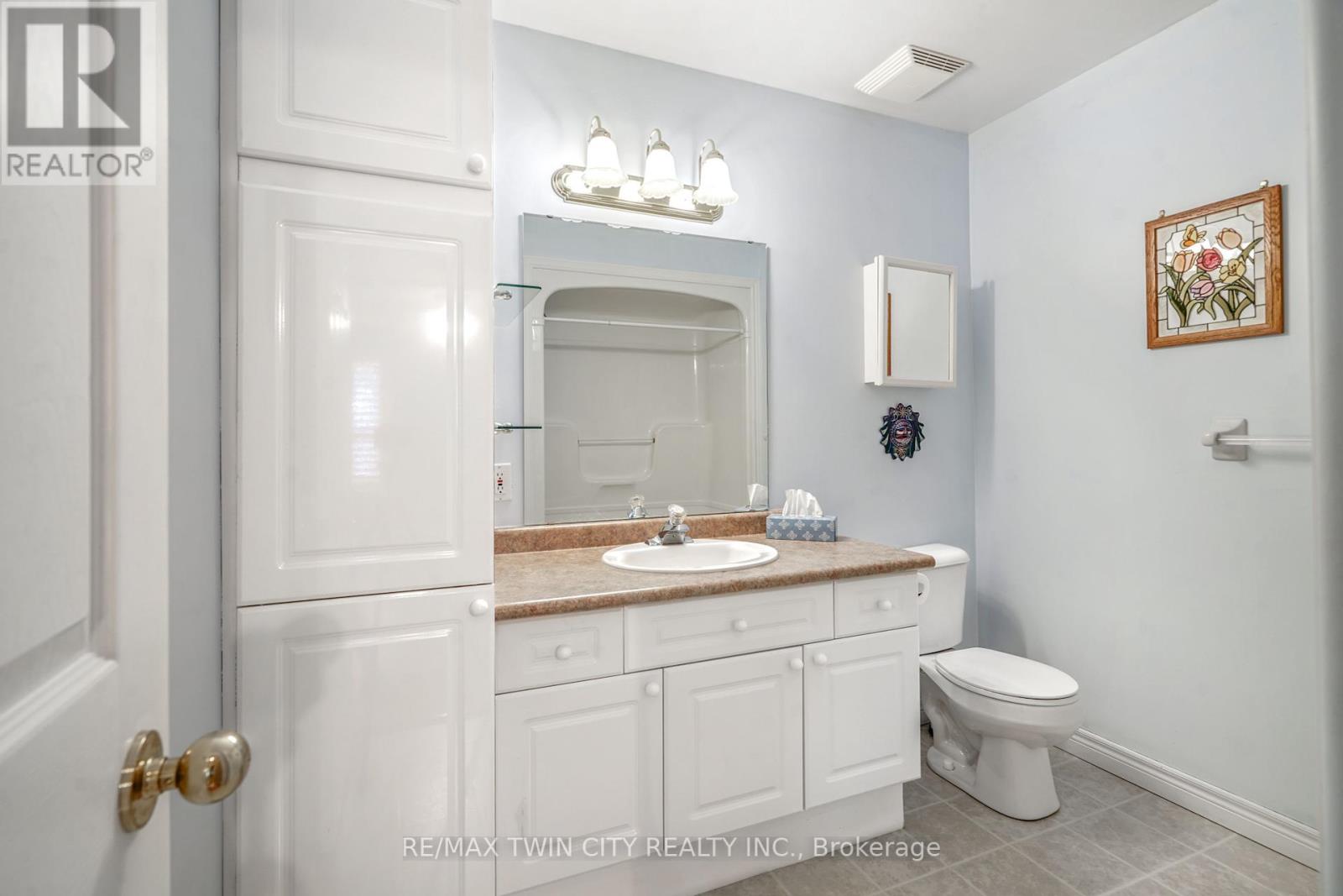 8 - 25 Cobden Court, Brantford, Ontario  N3R 8B5 - Photo 21 - X12456822