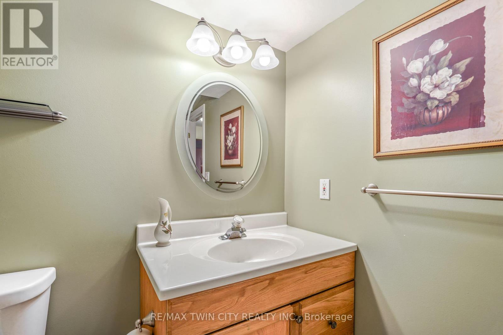 8 - 25 Cobden Court, Brantford, Ontario  N3R 8B5 - Photo 37 - X12456822