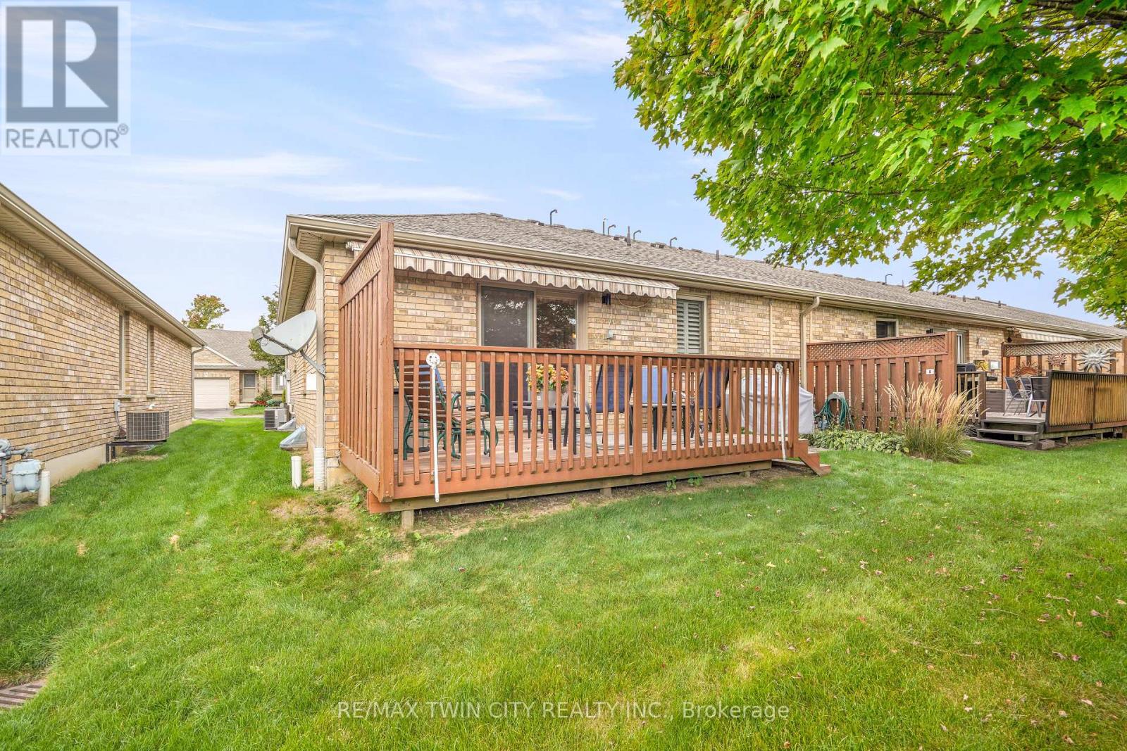 8 - 25 Cobden Court, Brantford, Ontario  N3R 8B5 - Photo 38 - X12456822