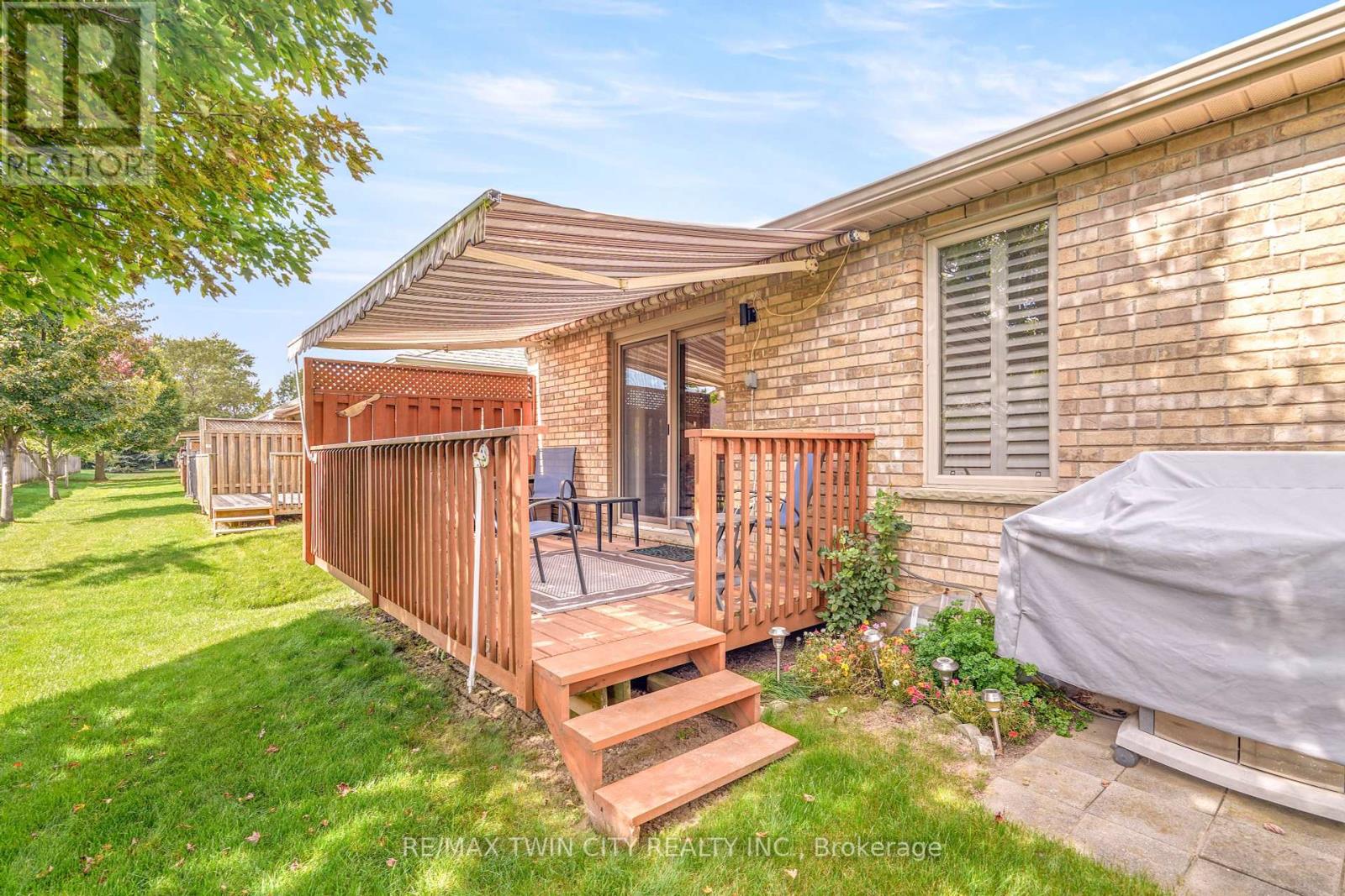 8 - 25 Cobden Court, Brantford, Ontario  N3R 8B5 - Photo 43 - X12456822