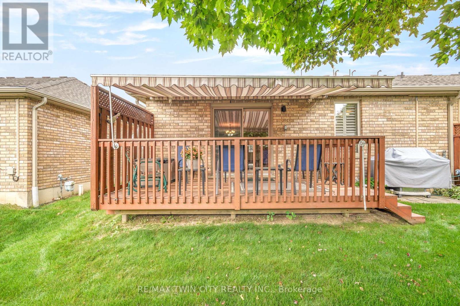 8 - 25 Cobden Court, Brantford, Ontario  N3R 8B5 - Photo 44 - X12456822