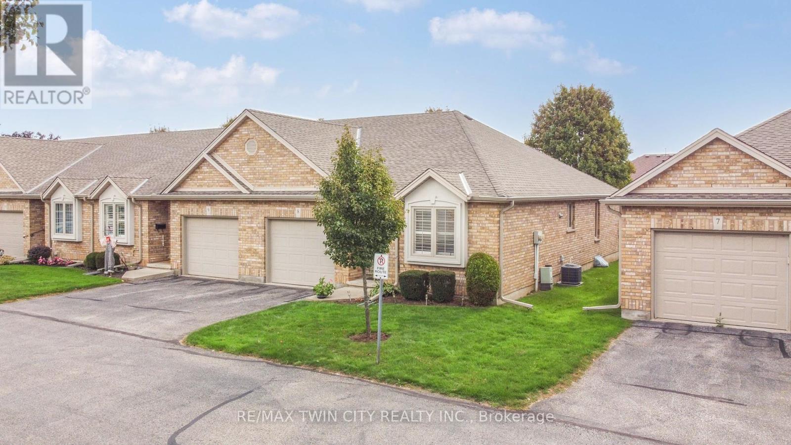8 - 25 Cobden Court, Brantford, Ontario  N3R 8B5 - Photo 47 - X12456822