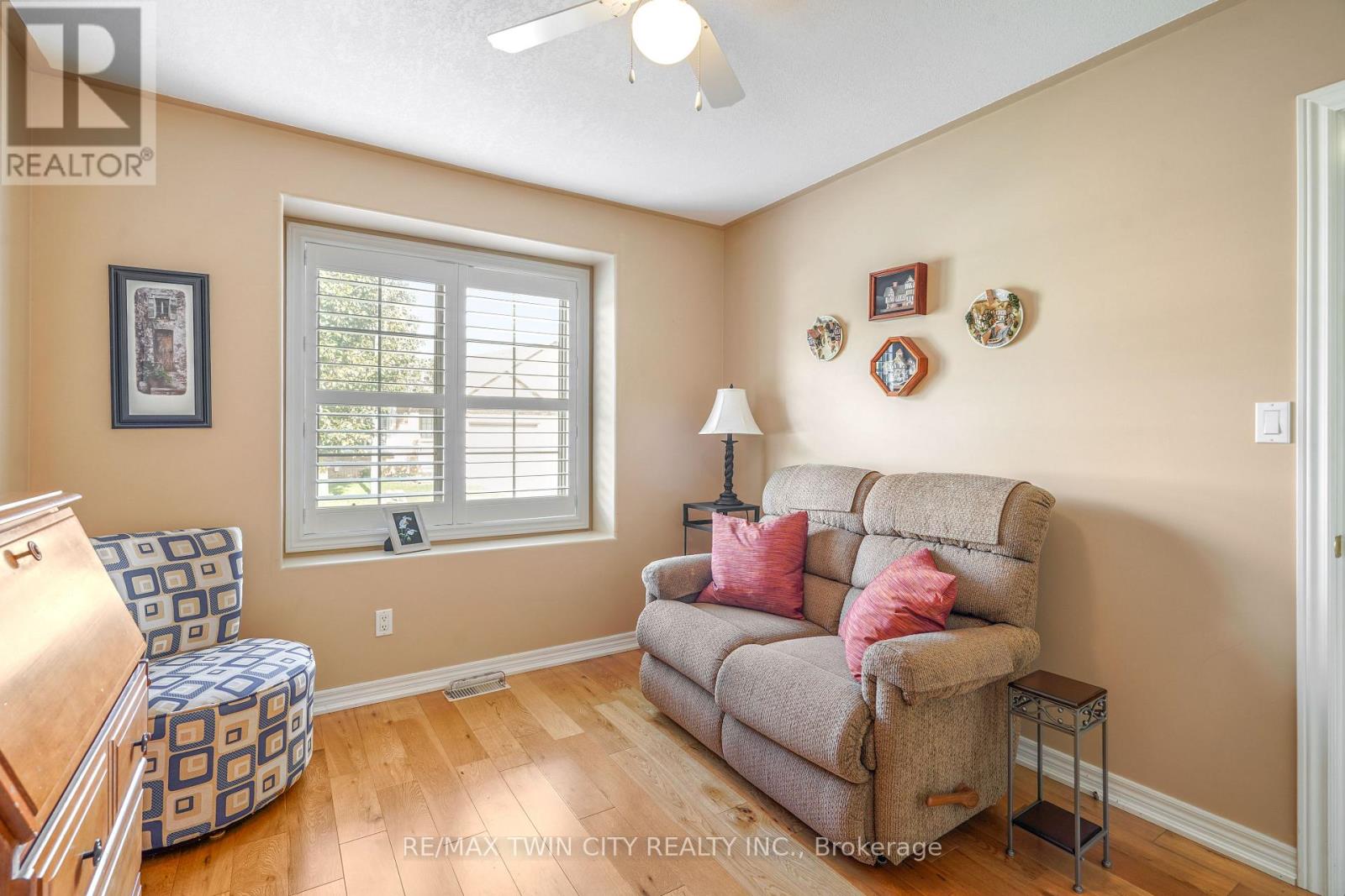8 - 25 Cobden Court, Brantford, Ontario  N3R 8B5 - Photo 7 - X12456822