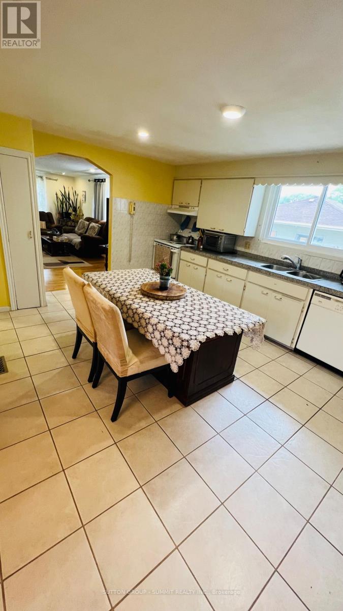 84 East West Line, Niagara-On-The-Lake, Ontario  L0S 1J0 - Photo 20 - X12456828