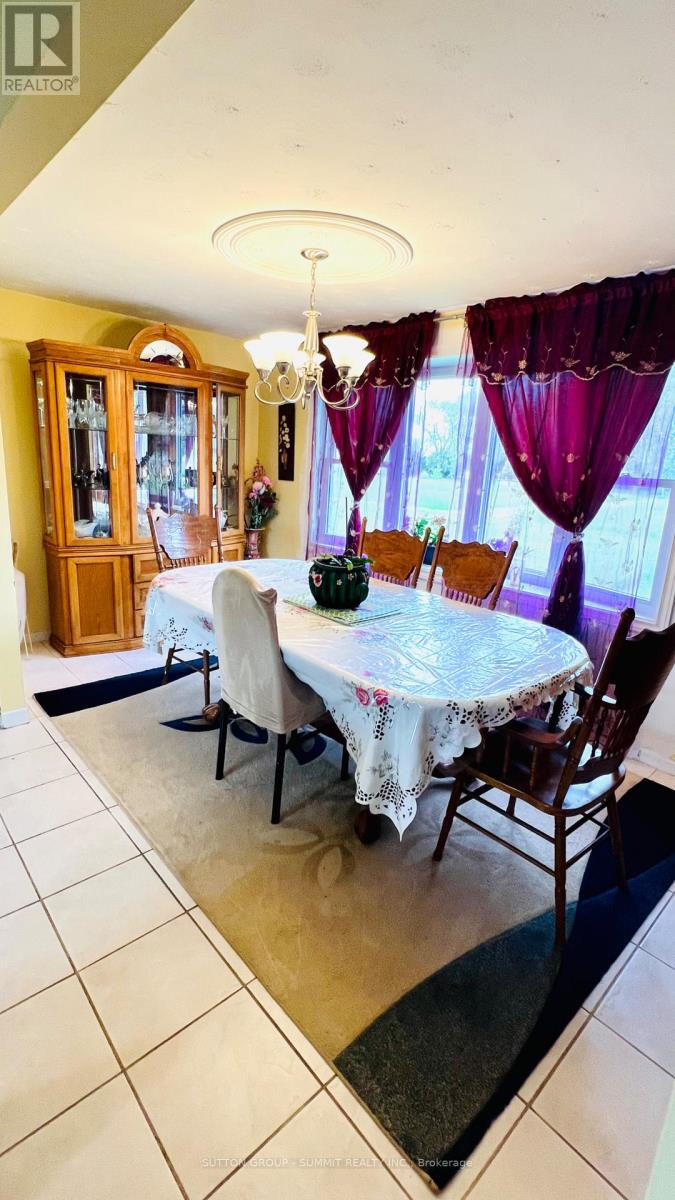 84 East West Line, Niagara-On-The-Lake, Ontario  L0S 1J0 - Photo 22 - X12456828
