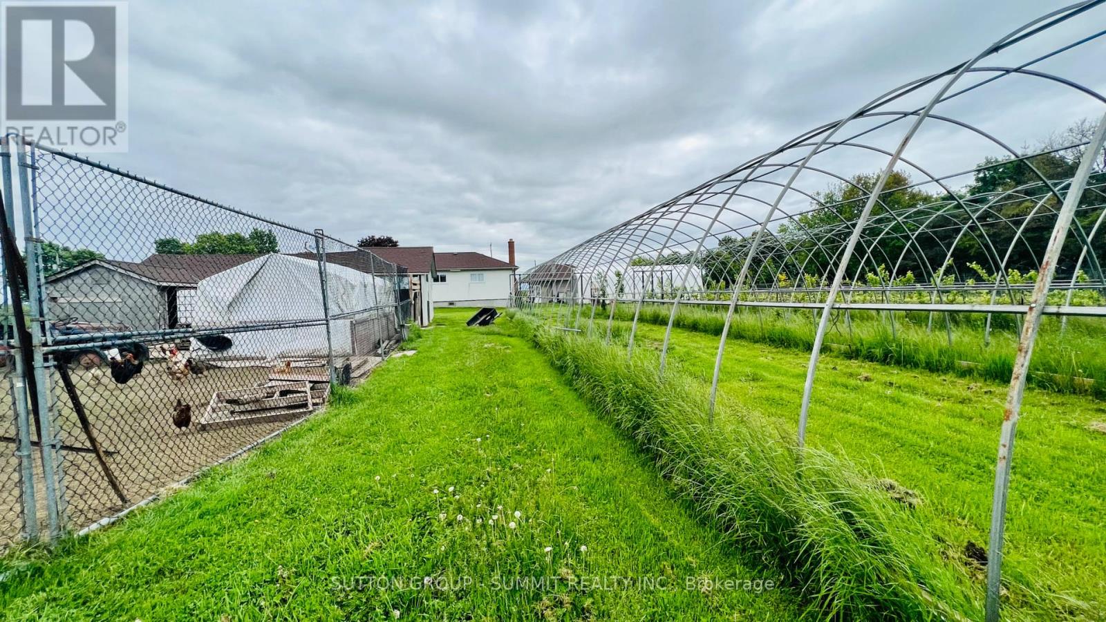 84 East West Line, Niagara-On-The-Lake, Ontario  L0S 1J0 - Photo 36 - X12456828