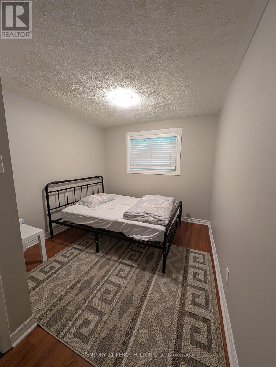 185 Bricker Street, Saugeen Shores, Ontario  N0H 2C1 - Photo 9 - X12456837