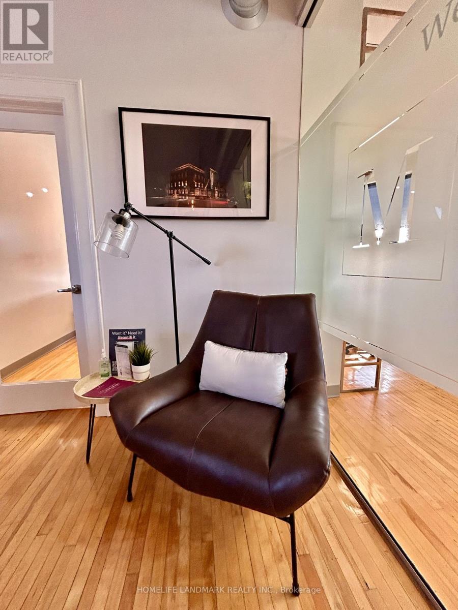 1 King Street N, Waterloo, Ontario  N2J 2W6 - Photo 4 - X12456885