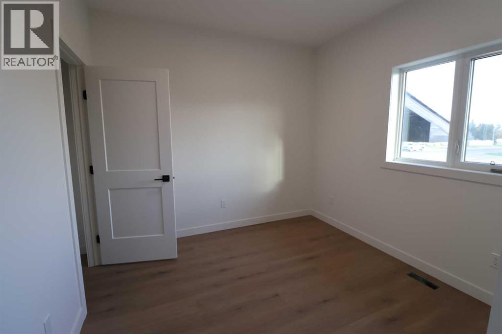 531 4 St, Vauxhall, Alberta  T0K 2K0 - Photo 10 - A2261066