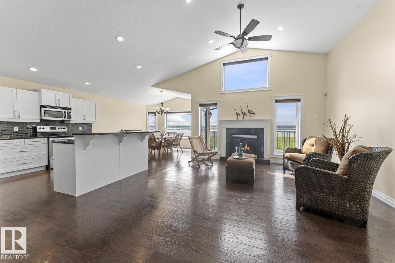 3704 Lakeshore Dr, Bonnyville Town, Alberta  T9N 0A4 - Photo 6 - E4443614