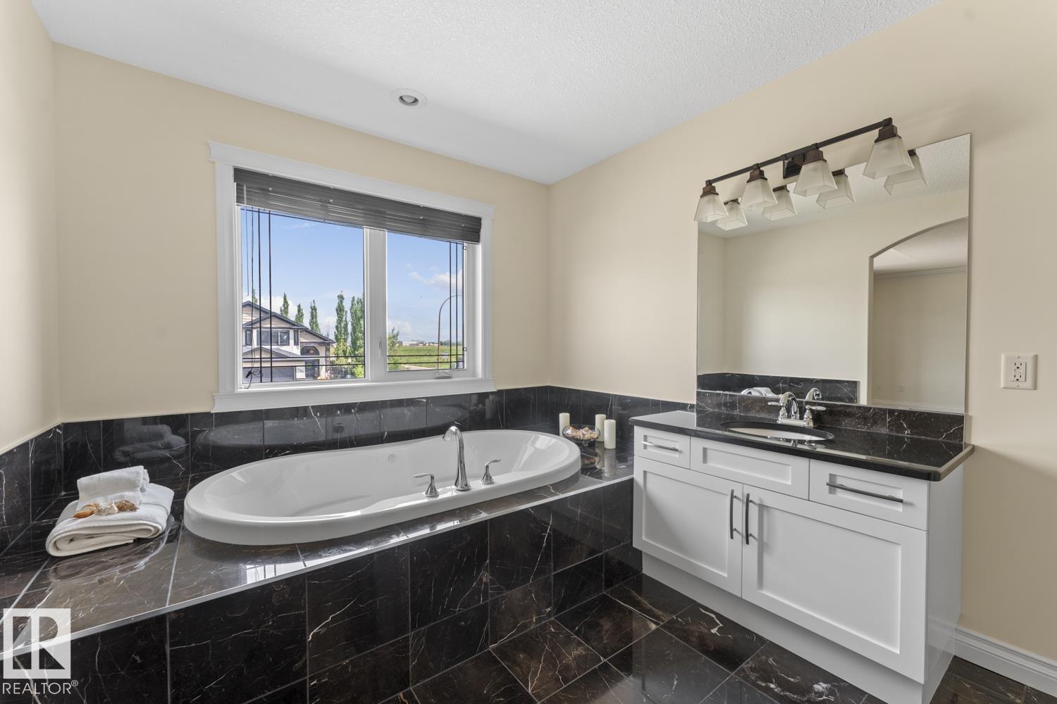 3704 Lakeshore Dr, Bonnyville Town, Alberta  T9N 0A4 - Photo 25 - E4443614