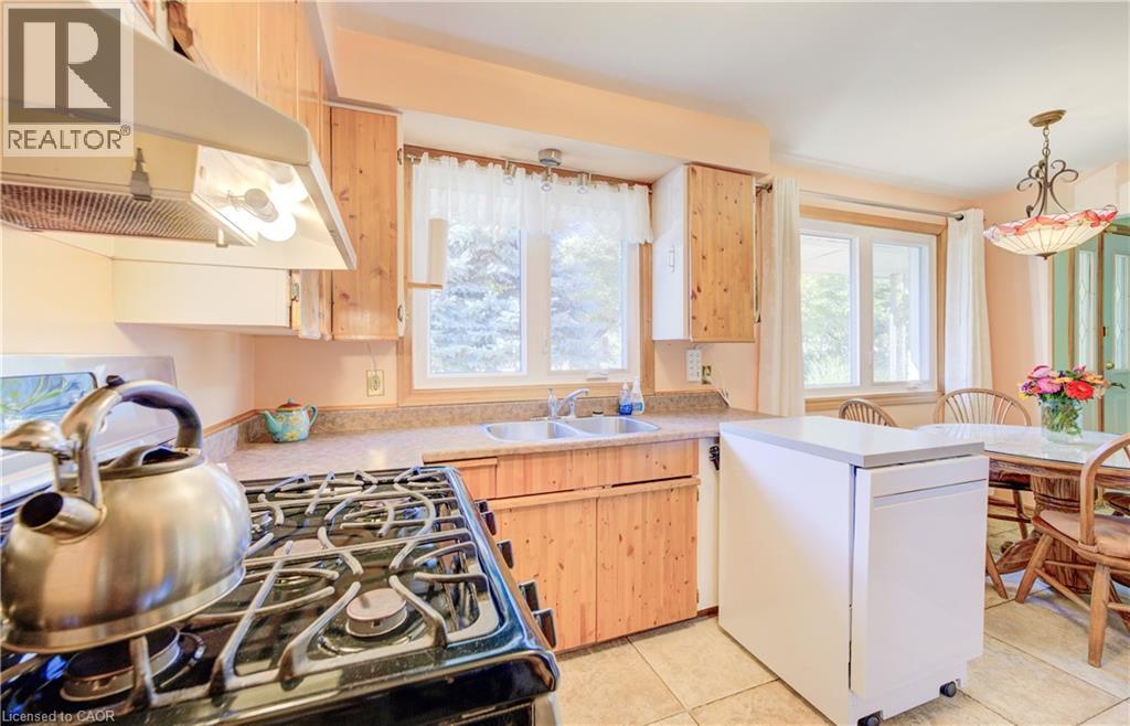 33 Donley Street, Kitchener, Ontario  N2M 3N9 - Photo 21 - 40777429