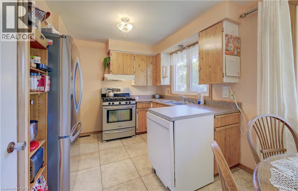 33 Donley Street, Kitchener, Ontario  N2M 3N9 - Photo 19 - 40777429