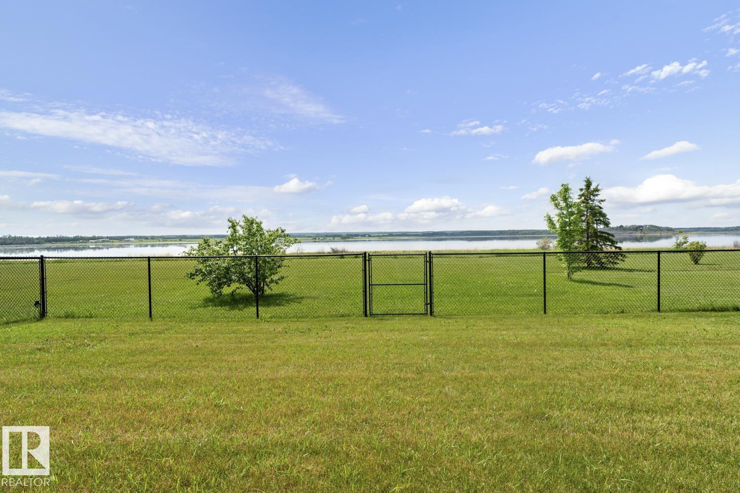 3704 Lakeshore Dr, Bonnyville Town, Alberta  T9N 0A4 - Photo 65 - E4443614