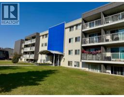 207, 7 Clearwater Crescent Downtown